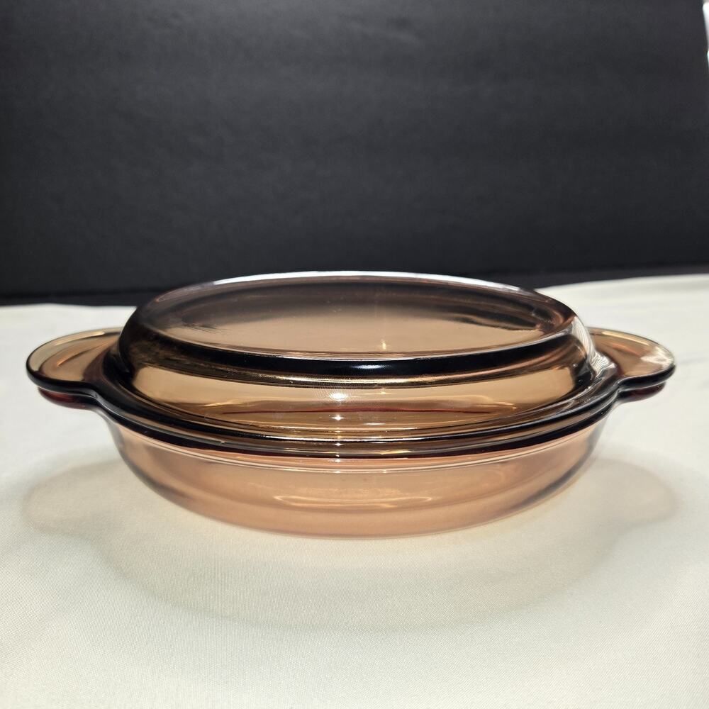 Pyrex Vision Amber Oval Casserole V-14-B with Lid P-14-C USA